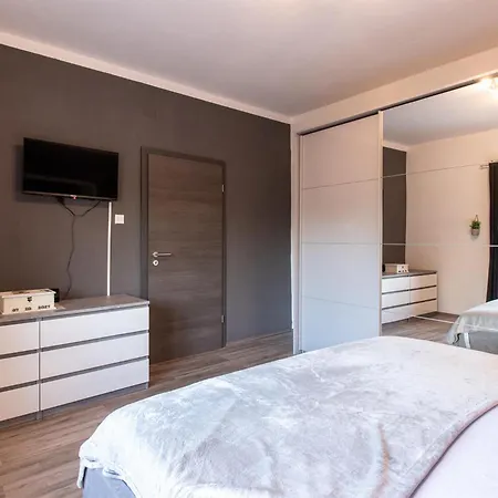 4 Bedroom In Prázdninový dům